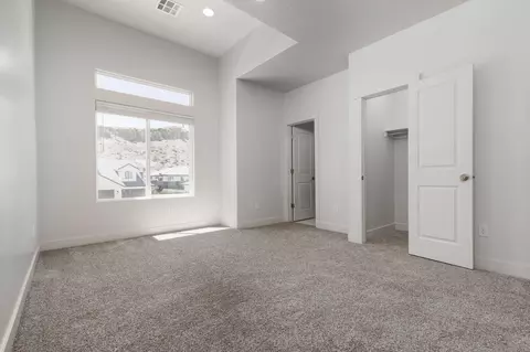 Bedroom - 3397 E Maple Mountain Dr, Saint George, UT 84790 photo 3 of 5