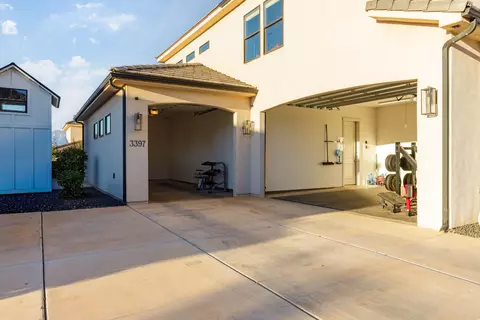 Exterior - 3397 E Maple Mountain Dr, Saint George, UT 84790 photo 5 of 6