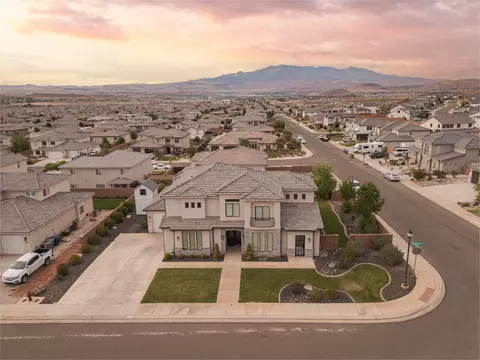 View/Area - 3397 E Maple Mountain Dr, Saint George, UT 84790 photo 1 of 3