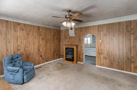 Living - 482 W 100 N, Beaver, UT 84713 photo 1 of 9