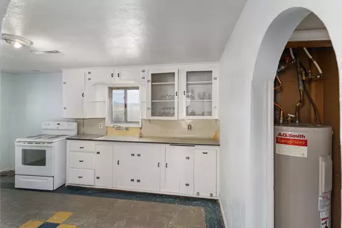 Kitchen - 482 W 100 N, Beaver, UT 84713 photo 1 of 2