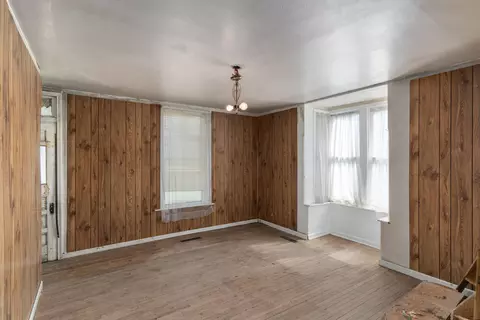 Living - 482 W 100 N, Beaver, UT 84713 photo 6 of 9