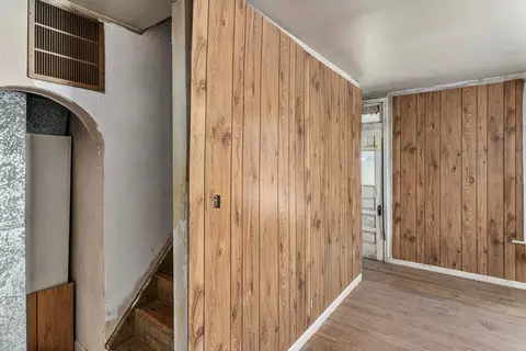Entry Way - 482 W 100 N, Beaver, UT 84713 photo 4 of 5