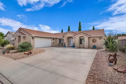 268 Elfin Cove Cir, Ivins, UT 84738