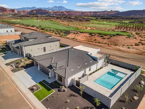 2686 Admiral Loop E, Santa Clara, UT 84765