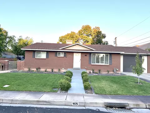 1475 N Chapel St, Santa Clara, UT 84765
