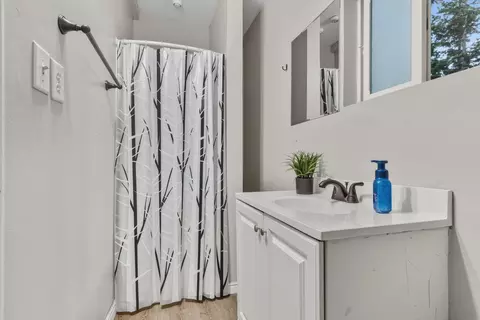 Bath - 443 N Tranquility Dr, Virgin, UT 84779 photo 1 of 1