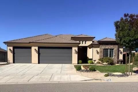 851 N Sage Crest Dr, Washington, UT 84780
