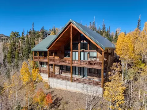 265 W Eagle Roost St, Brian Head, UT 84719