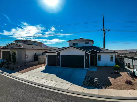 3023 W 625 N, Hurricane, UT 84737