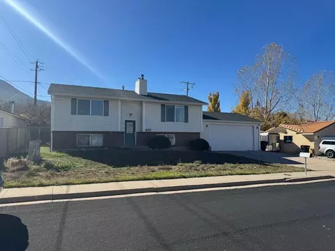 487 W Pinecone Dr, Cedar City, UT 84720