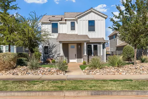 1167 E Farmhouse Dr, Washington, UT 84780