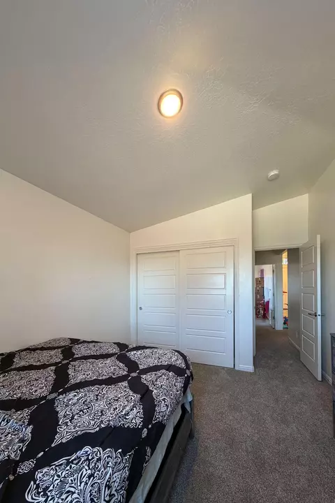 Bedroom - 4032 S 890 E, Washington, UT 84780 photo 1 of 6