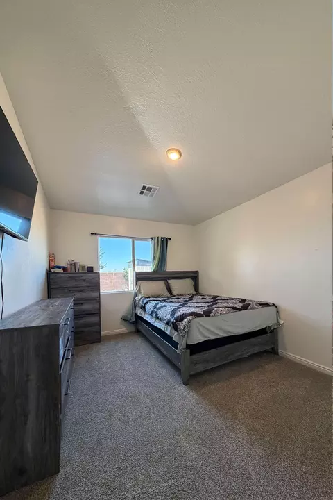 Bedroom - 4032 S 890 E, Washington, UT 84780 photo 6 of 6
