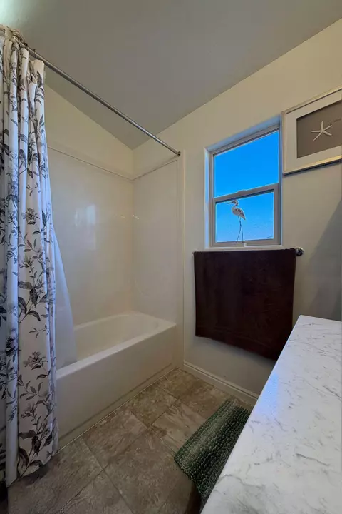 Bath - 4032 S 890 E, Washington, UT 84780 photo 6 of 6