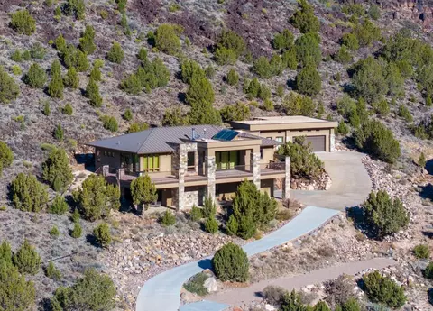 23 N Stagecoach, Brookside, UT 84782