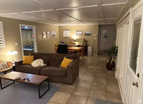 4247 S 615 E, Millcreek, UT 84106 photo 3