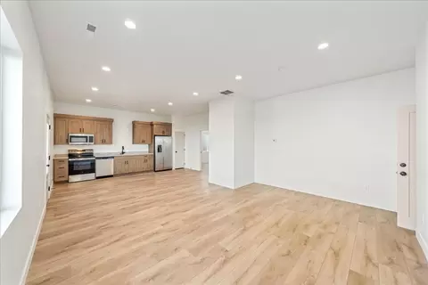 Living - 1491 E Centaurus Way, Washington, UT 84780 photo 7 of 11