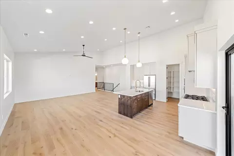 Living - 1491 E Centaurus Way, Washington, UT 84780 photo 3 of 11