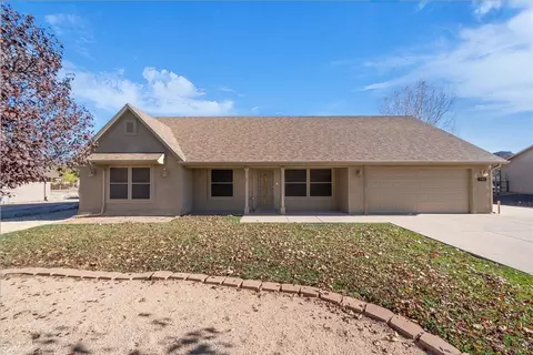 1190 N Horsemans Park Dr, Dammeron Valley, UT 84783