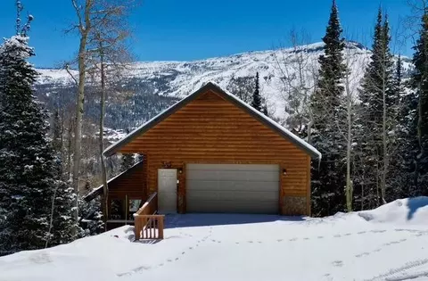 699 W Hunter Ridge Dr, Brian Head, UT 84719