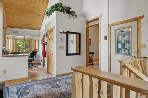 Entry Way - 699 W Hunter Ridge Dr, Brian Head, UT 84719 photo 3 of 8