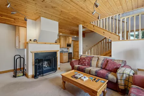Living - 699 W Hunter Ridge Dr, Brian Head, UT 84719 photo 7 of 7