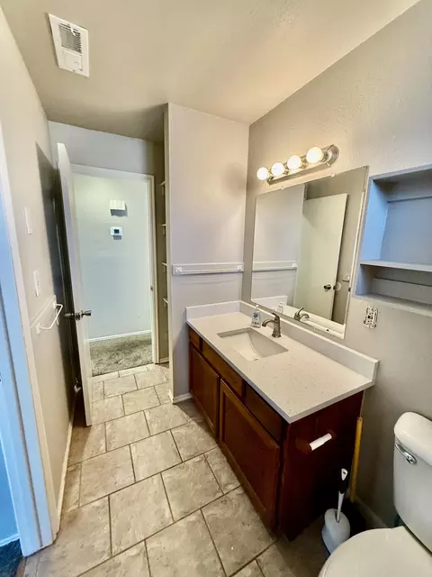 305 E Pectol St, Washington, UT 84780 photo 9