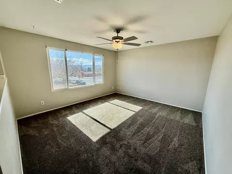 305 E Pectol St, Washington, UT 84780 photo 4