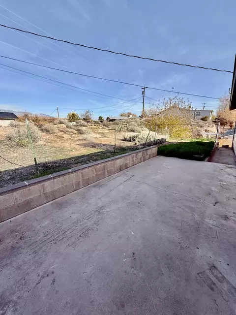 305 E Pectol St, Washington, UT 84780 photo 21