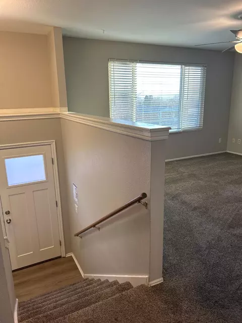 305 E Pectol St, Washington, UT 84780 photo 2