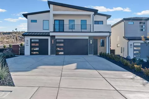 690 E Desert Cactus Dr, Washington, UT 84780 photo 1