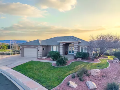 812 N 2500 W, Hurricane, UT 84737