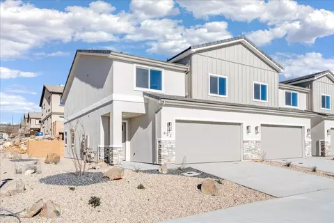 452 N 530 W, Hurricane, UT 84737