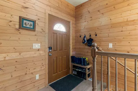 Entry Way - 327 N Aoki Michi, Brian Head, UT 84719 photo 4 of 4