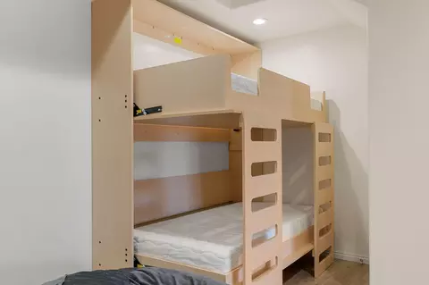 Bedroom - 327 N Aoki Michi, Brian Head, UT 84719 photo 7 of 14