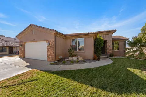 2274 S Mountain View Cir, Saint George, UT 84790