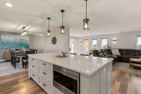 Kitchen - 851 E Posado St, Ivins, UT 84738 photo 1 of 4