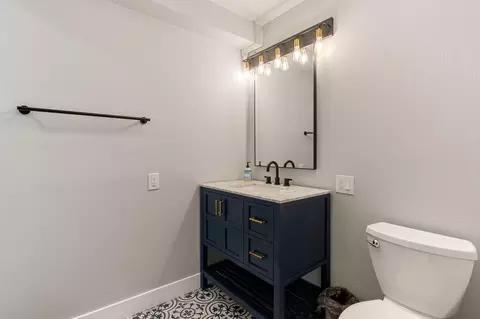 Bath - 851 E Posado St, Ivins, UT 84738 photo 8 of 9