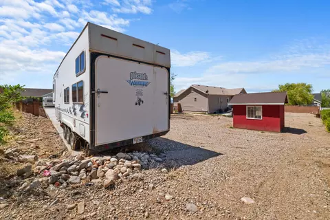 Exterior - 5154 Juniper Ridge Rd, Enoch, UT 84721 photo 4 of 9
