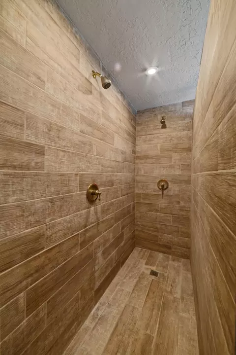 Bath - 5154 Juniper Ridge Rd, Enoch, UT 84721 photo 5 of 5
