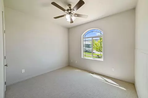 Bedroom - 5154 Juniper Ridge Rd, Enoch, UT 84721 photo 2 of 4