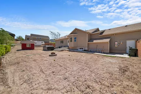 Exterior - 5154 Juniper Ridge Rd, Enoch, UT 84721 photo 2 of 9
