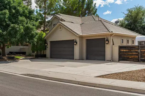 Exterior - 183 N Eclipse Dr, Saint George, UT 84770 photo 6 of 7
