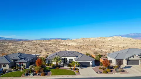 1651 E Wolf Hole Dr, Saint George, UT 84790