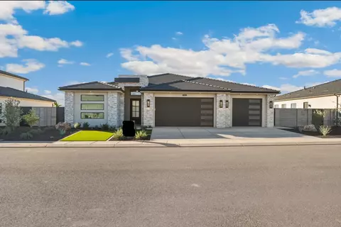 3323 Pharoah Way, Santa Clara, UT 84765