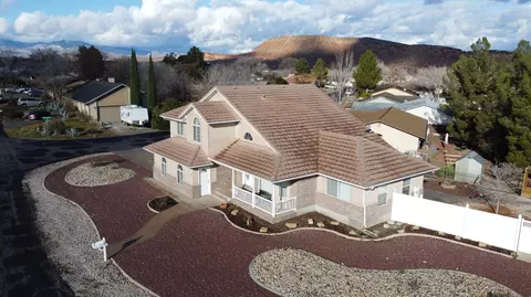 1157 E Chokeberry Dr, Saint George, UT 84790