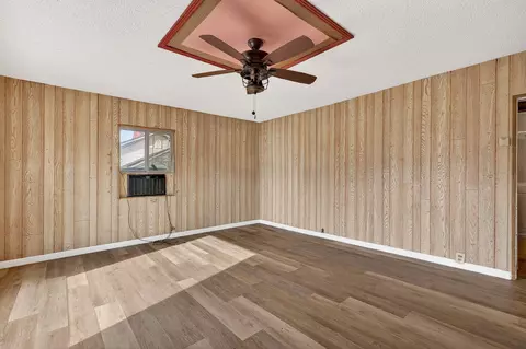 Living - 127 E Main St, Summit, UT 84772 photo 2 of 4