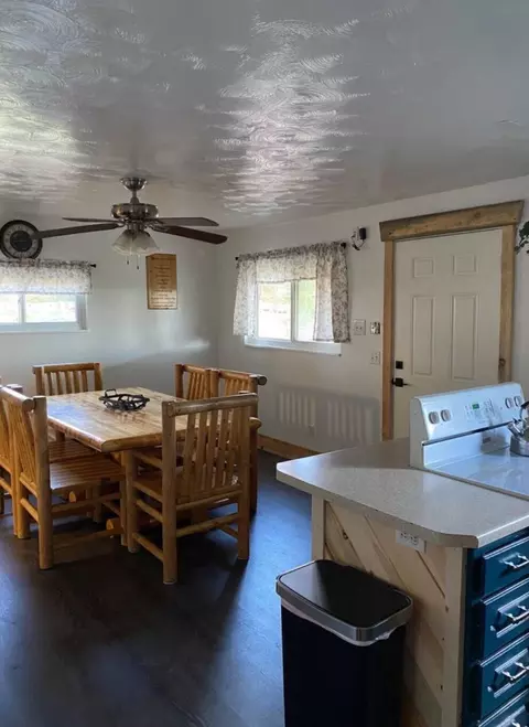 Dining - 420 E Jessop Ave, Hildale, UT 84784 photo 2 of 3