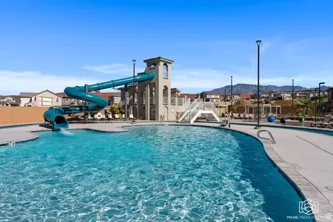 1166 N Riviera Aly, Washington, UT 84780